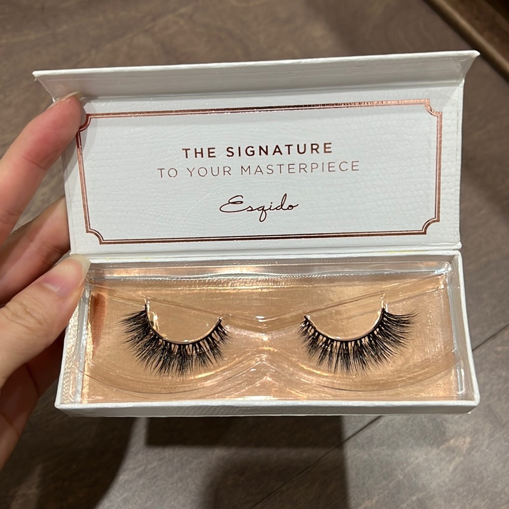 Esqido Lashes “big city nights” brand new